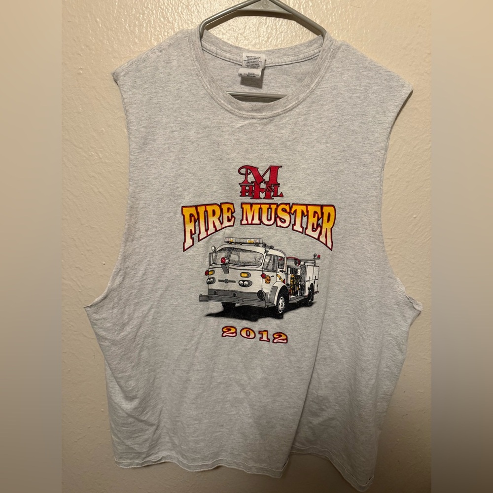 Gildan Gray Sleeveless Muscle T-Shirt